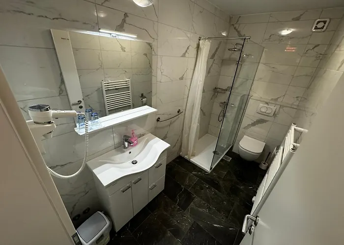 Hotel Gostisce Pri Slavcu 2*